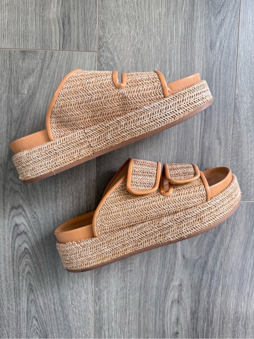 Silent D Platform Slide Sandals Tan Rafia Braided Espadrille 38/7 Summer Resort